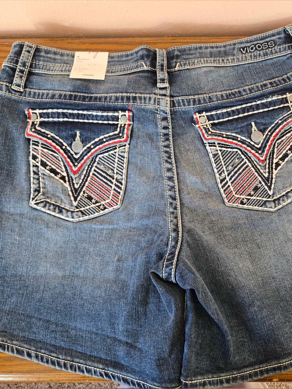 NWT!! Vigoss Women's Shorts Size 16 Red, White & Blue Stitching On Pockets